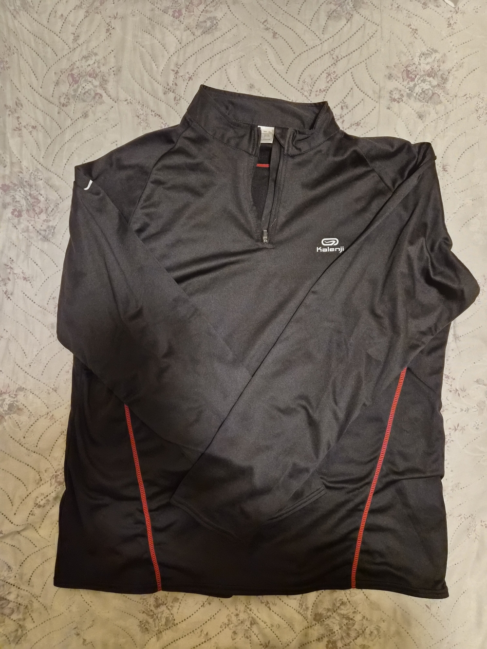 Decathlon Kalanji Men’s Black Quarter-Zip Running Jacket with Red Accents